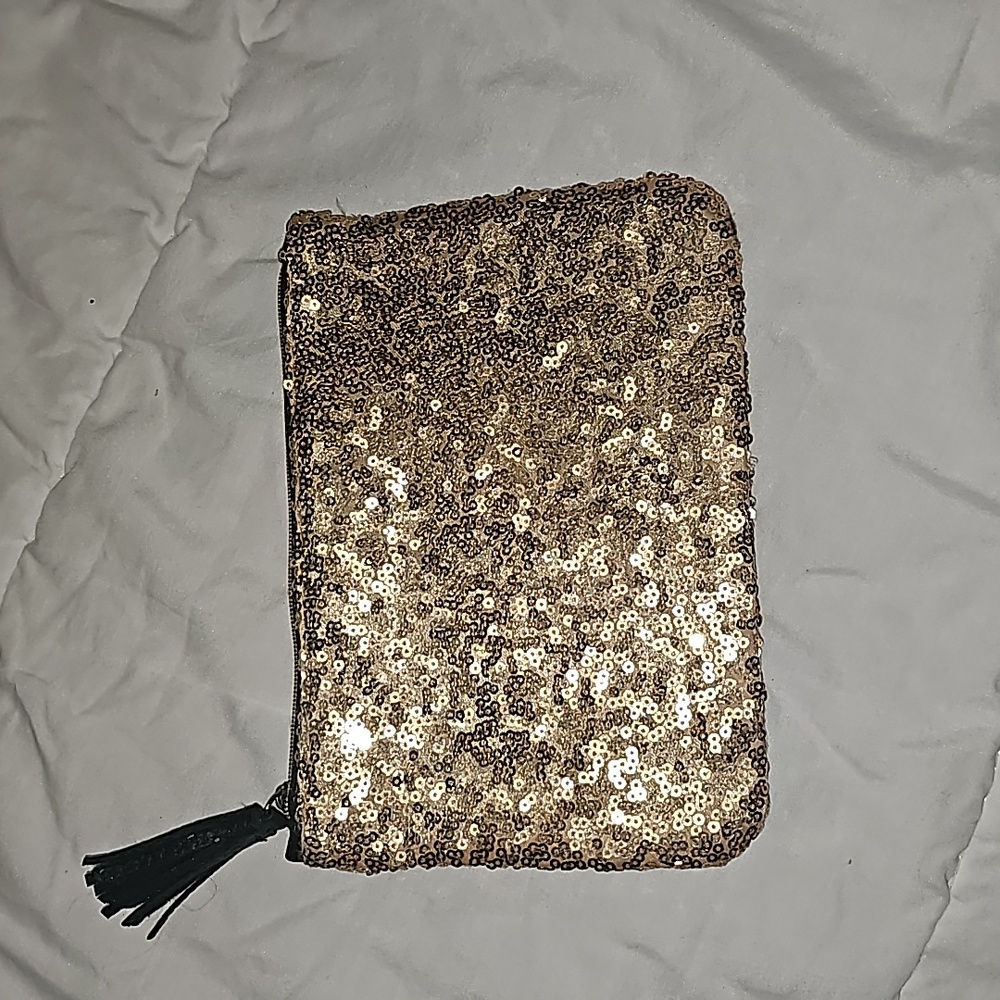 Ipsy makeup bag